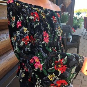 DESIGN LAB blouse with wide arms. NEW sold